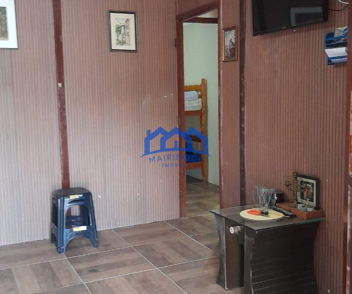 Chácara com 3 quartos e 3 banheiros com 1000 m² à Venda, por R$ 330.000 Cód. ch2211