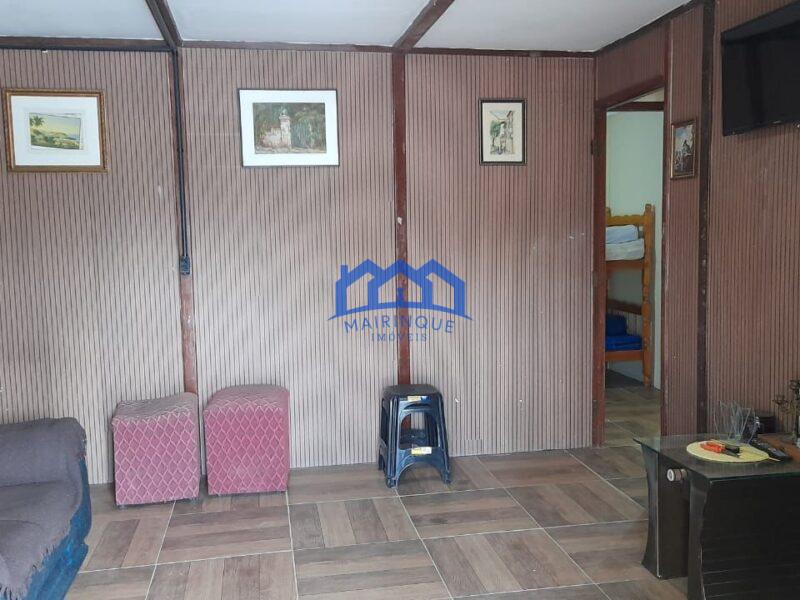 Chácara com 3 quartos e 3 banheiros com 1000 m² à Venda, por R$ 330.000 Cód. ch2211
