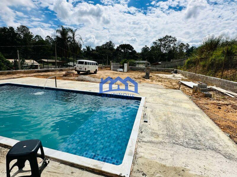 Chácara com 3 quartos e 3 banheiros com 1000 m² à Venda, por R$ 330.000 Cód. ch2211