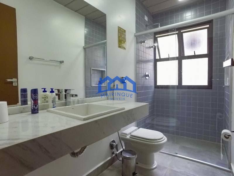 Chácara com 4 quartos e 5 banheiros com 1000 m² à Venda, por R$ 2.550.000 Cód. ch2209