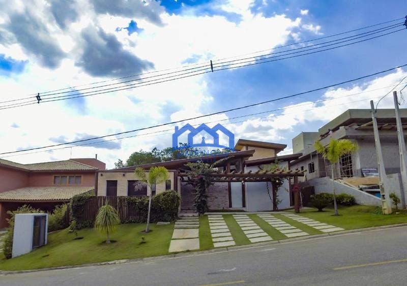 Chácara com 4 quartos e 5 banheiros com 1000 m² à Venda, por R$ 2.550.000 Cód. ch2209