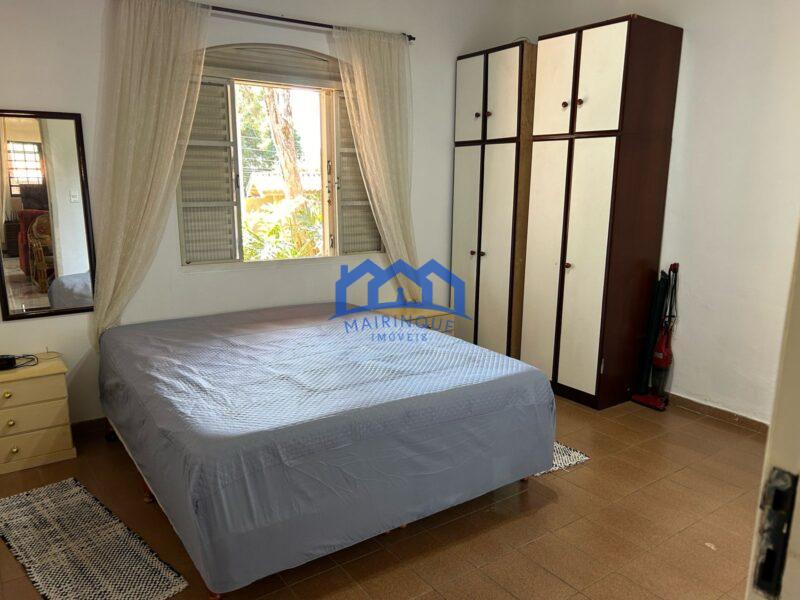 Chácara com 5 quartos e 3 banheiros com 2400 m² à Venda, por R$ 650.000 Cód. ch2212