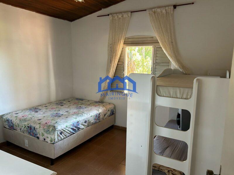 Chácara com 5 quartos e 3 banheiros com 2400 m² à Venda, por R$ 650.000 Cód. ch2212