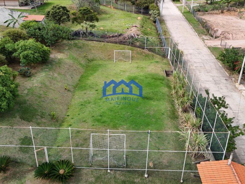 Chácara com 4 quartos e 3 banheiros à Venda, com 2.500 m² por R$ 1.600.000 Cód. ch2214