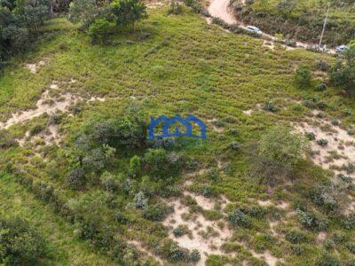 Lote/Terreno com 6.880 m², por R$ 600.000 Cód. ch2226