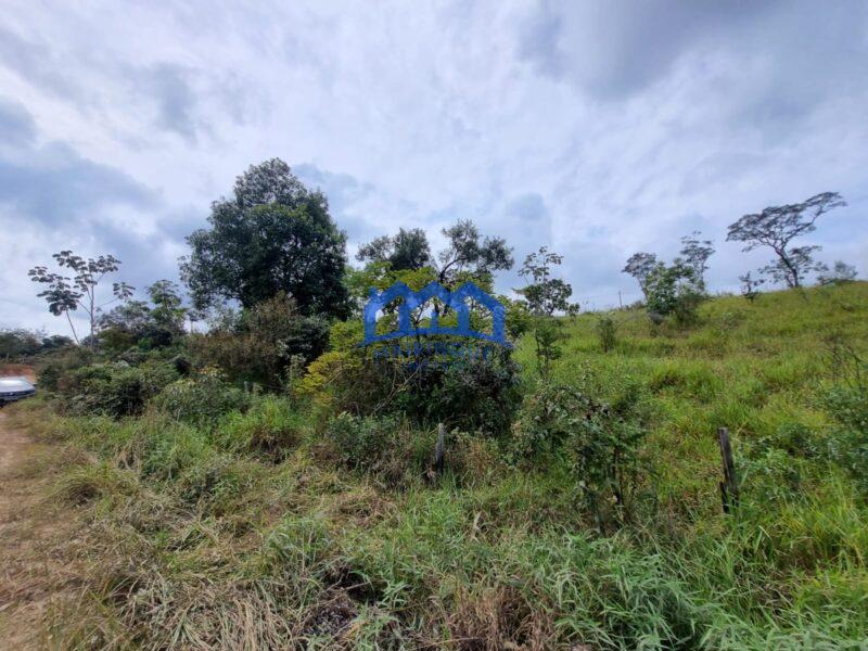 Lote/Terreno com 5.400 m² à Venda, por R$ 700.000 Cód. ch2223