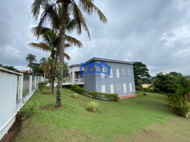 Chácara com 3 quartos e 2 banheiros com 2.000 m² à Venda, por R$ 1.290.000 Cód. ch2229