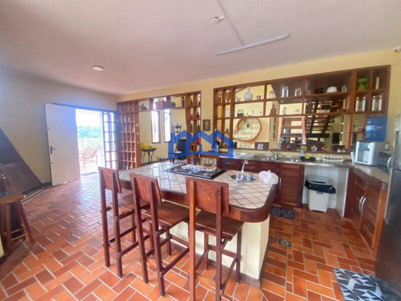 Chácara com 3 quartos e 2 banheiros com 2.000 m² à Venda, por R$ 1.290.000 Cód. ch2229