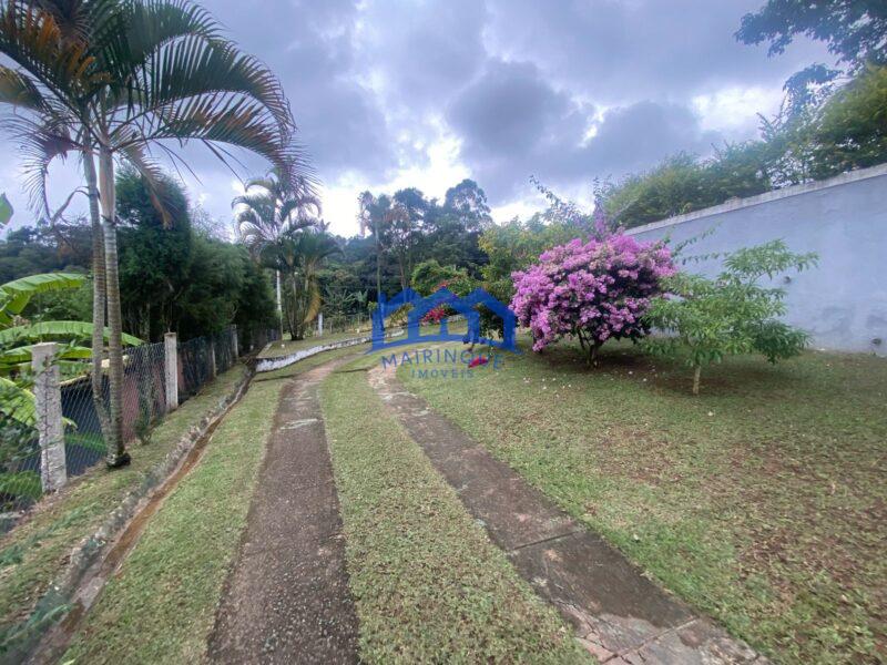 Chácara com 3 quartos e 2 banheiros com 2.000 m² à Venda, por R$ 1.290.000 Cód. ch2229