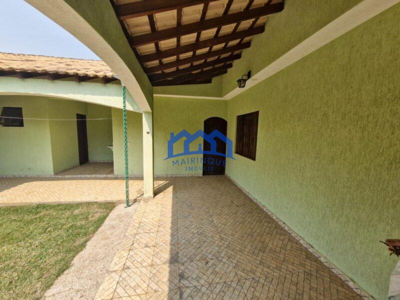 Chácara com 5 quartos e 3 banheiros com 1.100 m² à Venda, por R$ 650.000 Cód. ch2227