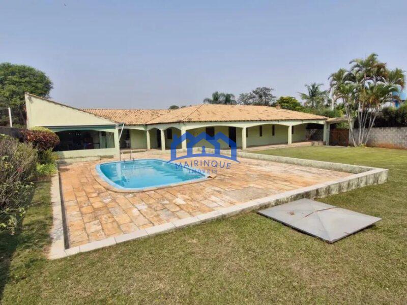 Chácara com 5 quartos e 3 banheiros com 1.100 m² à Venda, por R$ 650.000 Cód. ch2227