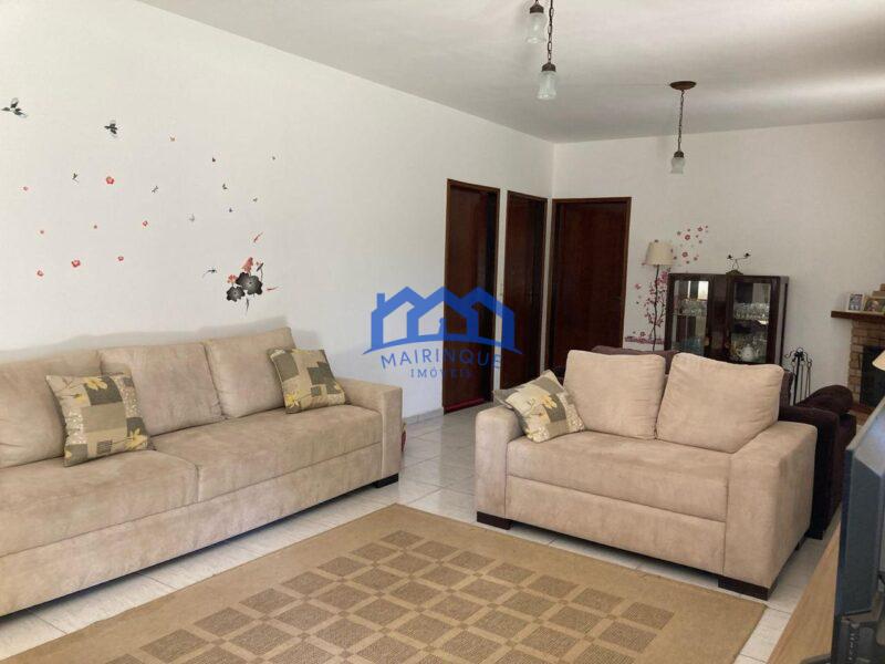 Chácara com 5 quartos e 3 banheiros com 1.100 m² à Venda, por R$ 650.000 Cód. ch2227