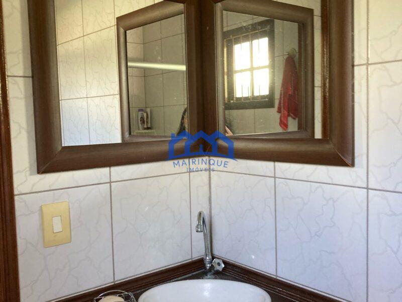 Chácara com 5 quartos e 3 banheiros com 1.100 m² à Venda, por R$ 650.000 Cód. ch2227