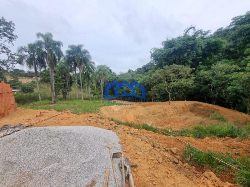 Projeto com 3 quartos e 2 banheiros com 1.000 m² à Venda, por R$ 700.000,00 Cód. ch2231