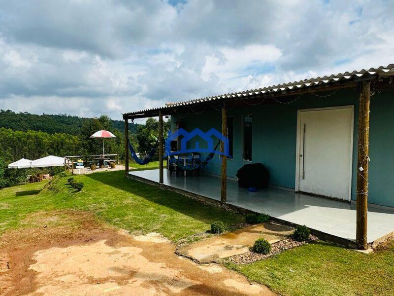 Chácara com 2 quartos e 2 banheiros com 1.000 m² à Venda, por R$ 345.000 Cód. ch2233