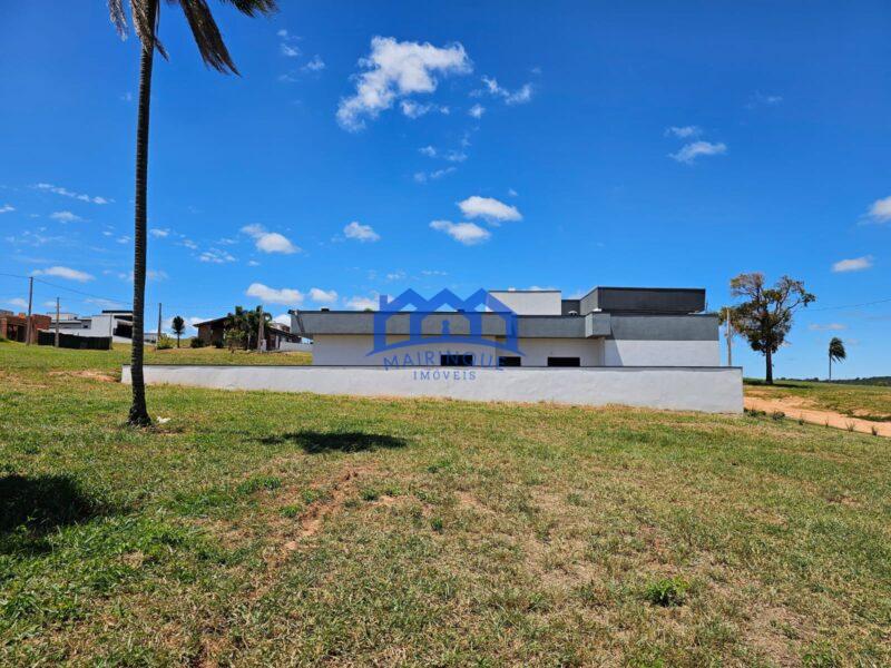 Lote/Terreno com 450 m² à Venda, por R$ 75.000 Cód. ch2236