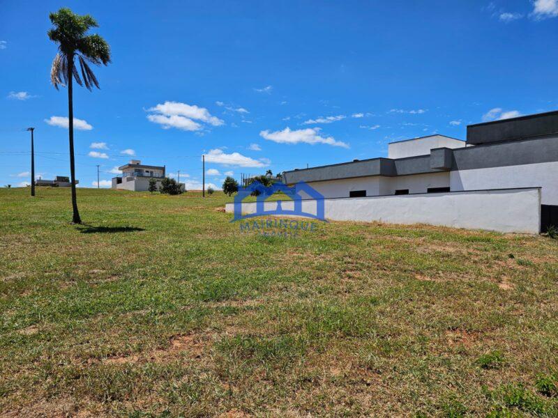Lote/Terreno com 450 m² à Venda, por R$ 75.000 Cód. ch2236
