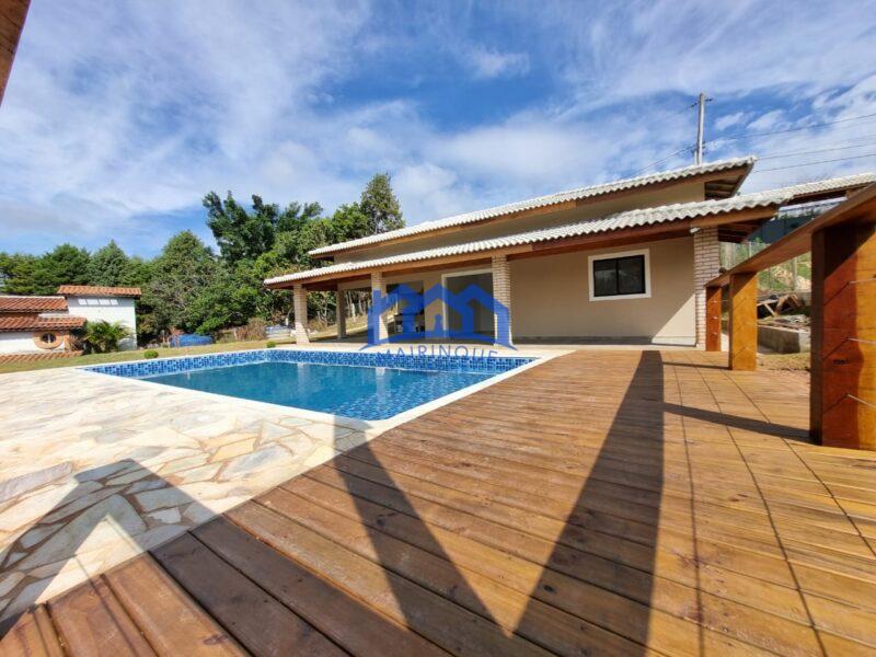 Chácara com 3 quartos e 3 banheiros á Venda, 1.293m² por R$ 630.000 Cód. ch2067