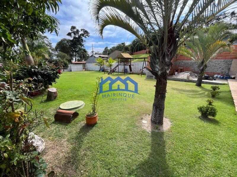 Chácara com 2 quartos e 2 banheiros à Venda, com 1.000 m² por R$ 520.000 Cód. ch2225