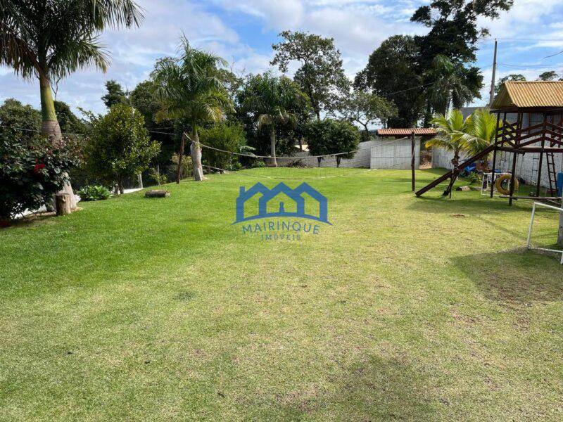 Chácara com 2 quartos e 2 banheiros à Venda, com 1.000 m² por R$ 520.000 Cód. ch2225