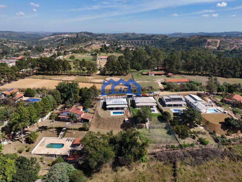 Chácara com 3 quartos e 3 banheiros á Venda, 1.293m² por R$ 630.000 Cód. ch2067