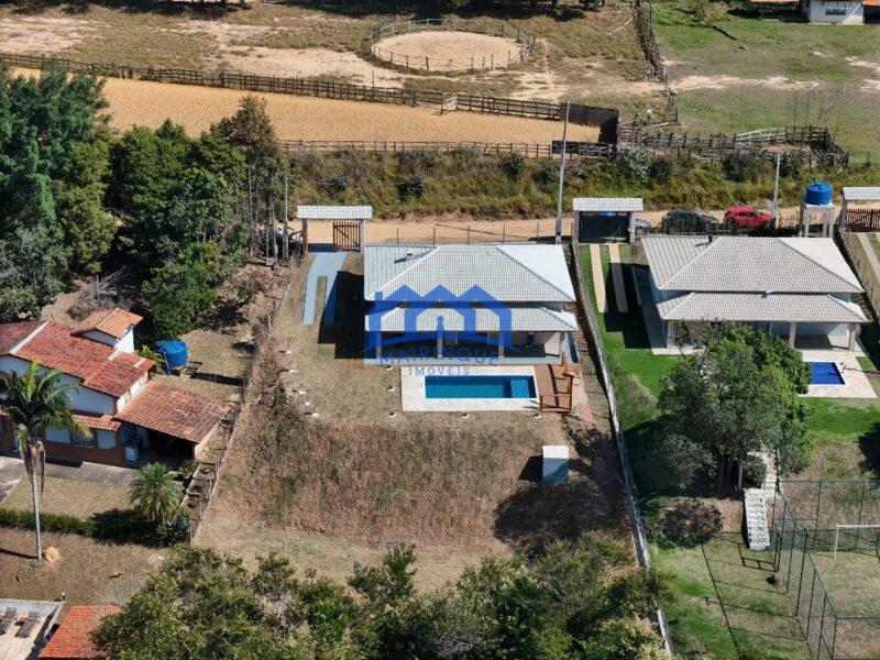 Chácara com 3 quartos e 3 banheiros á Venda, 1.293m² por R$ 630.000 Cód. ch2067