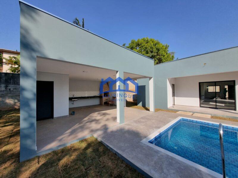 Chácara com 3 quartos e 3 banheiros, com 3000 m² à Venda, por R$ 1.700.000 Cód. ch2207