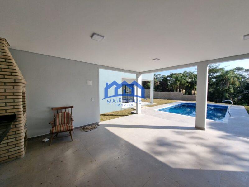 Chácara com 3 quartos e 3 banheiros, com 3000 m² à Venda, por R$ 1.700.000 Cód. ch2207
