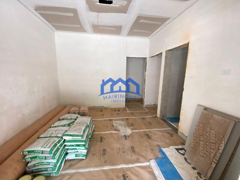 Chácara com 3 quartos e 5 banheiros à Venda, com 1000 m² por R$ 980.000,00 Cód. ch2195