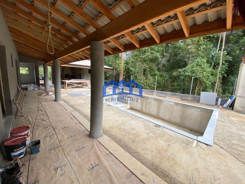 Chácara com 3 quartos e 5 banheiros à Venda, com 1000 m² por R$ 980.000,00 Cód. ch2195