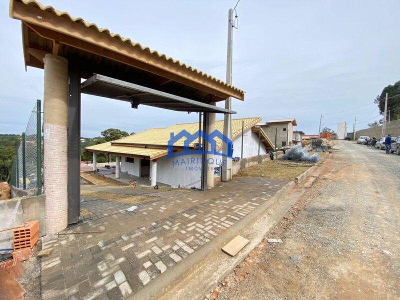 Chácara com 3 quartos e 3 banheiros com 1.000 m² á Venda por R$ 850.000 Cód. ch2203