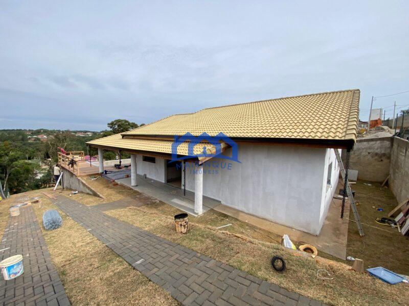 Chácara com 3 quartos e 3 banheiros com 1.000 m² á Venda por R$ 850.000 Cód. ch2203