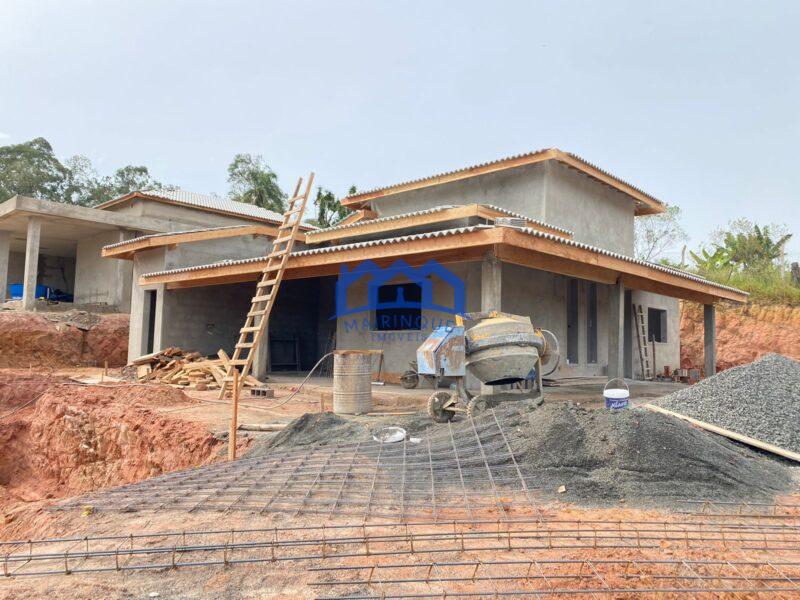 Chácara com 3 quartos e 3 banheiros à Venda, com 1.000 m² por R$ 950.000 Cód. ch2220