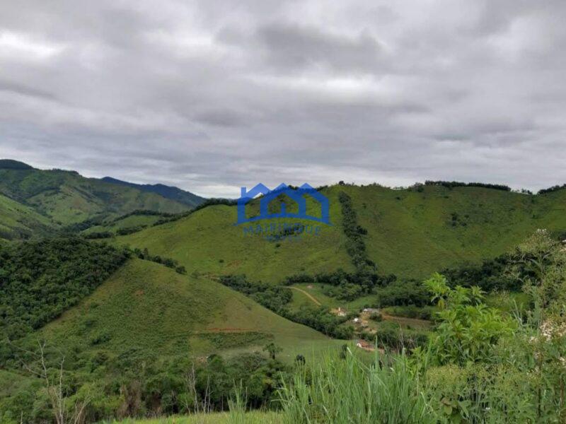 Sitio/Fazenda com 421 alqueires à Venda, por R$ 25.260.000 Cód. ch2149