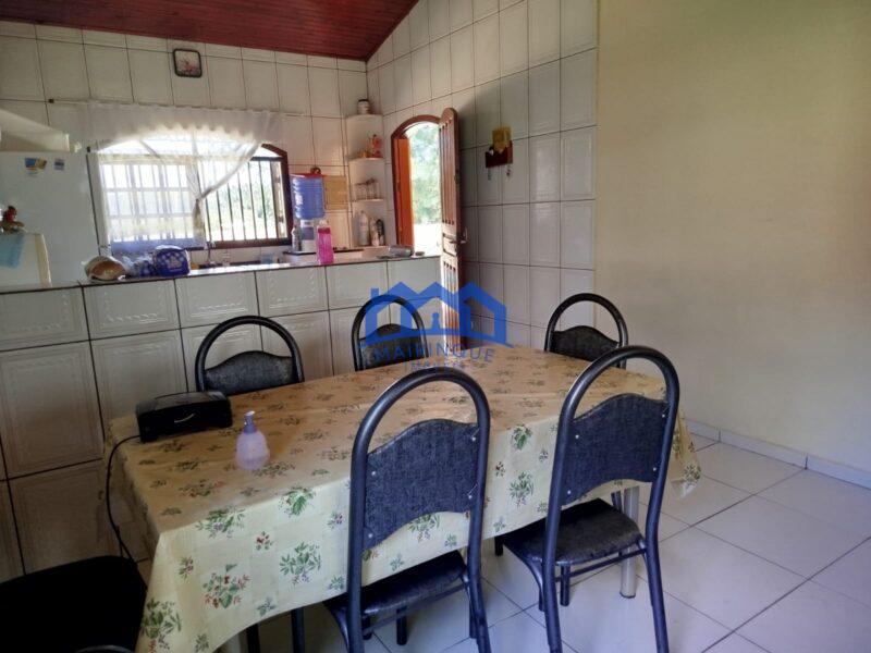 Chácara com 4 quartos e 2 banheiros, 1.450m² à Venda por R$ 650.000,00 Cód. ch2267