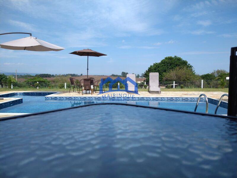Chacara com 3 quartos e 3 banheiros com 1000 m² à Venda, por R$ 690.000 Cód. ch2239