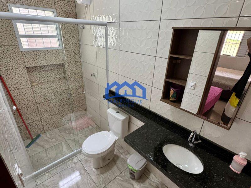 Chacara com 3 quartos e 3 banheiros com 1000 m² à Venda, por R$ 690.000 Cód. ch2239