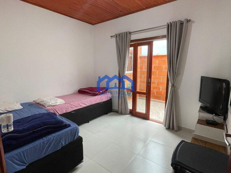 Chalé com 2 quartos e 2 banheiros com 210 m² à Venda, por R$ 500.000 Cód. ch2241
