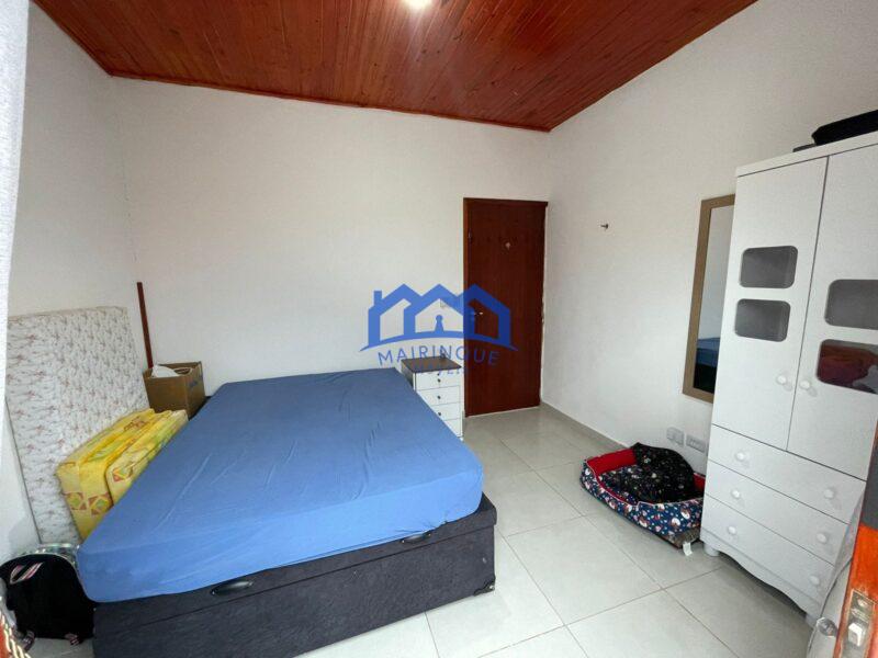 Chalé com 2 quartos e 2 banheiros com 210 m² à Venda, por R$ 500.000 Cód. ch2241