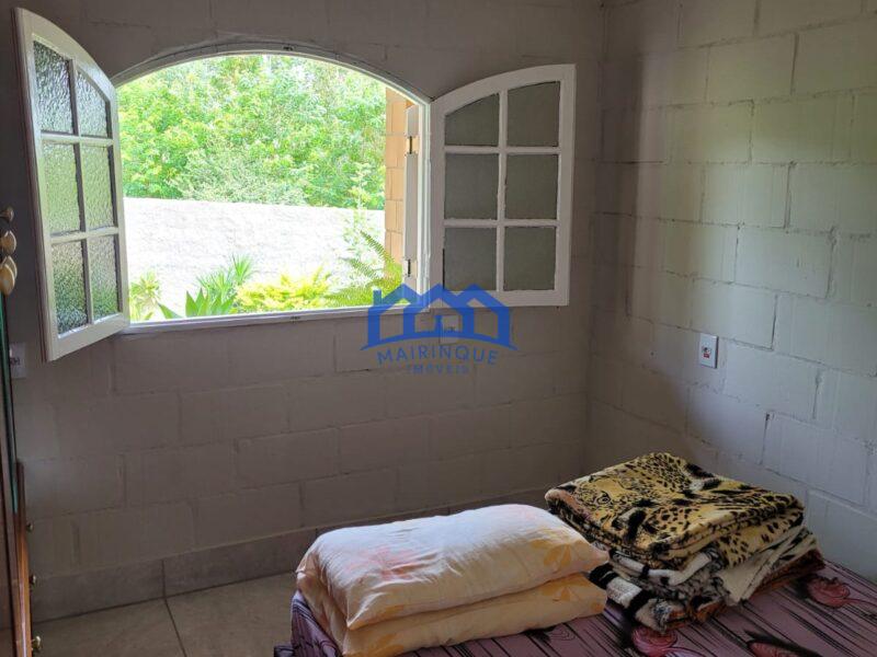 Chacara com 5 quartos e 3 banheiros com 1000 m² à Venda, por R$ 450.000 Cód. ch2240