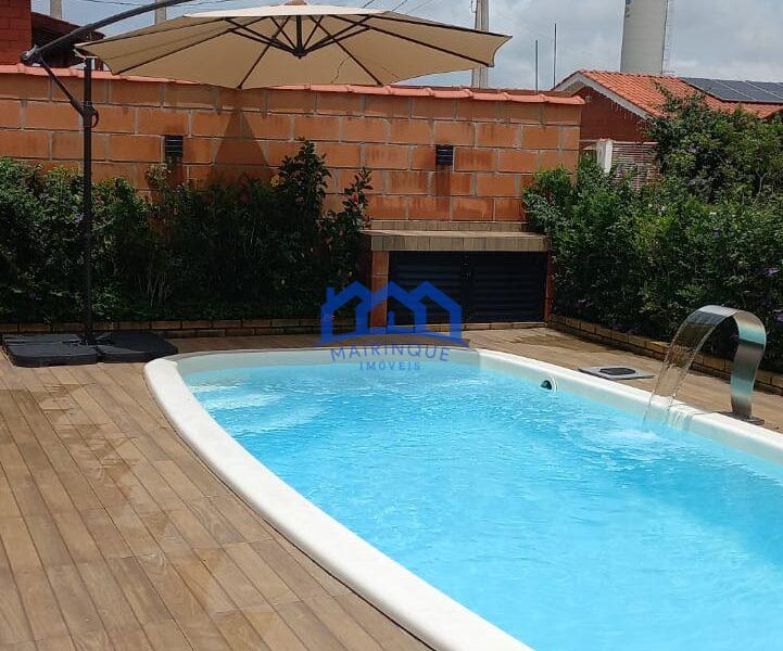 Chalé com 2 quartos e 2 banheiros com 210 m² à Venda, por R$ 500.000 Cód. ch2241