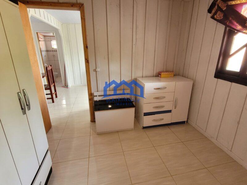 Chacara com 5 quartos e 3 banheiros com 1000 m² à Venda, por R$ 450.000 Cód. ch2240