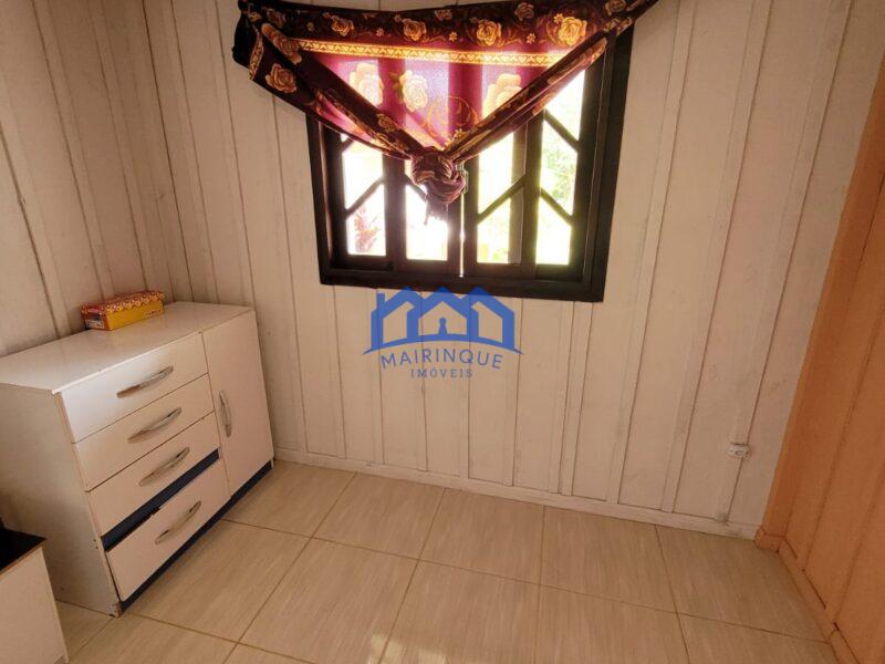 Chacara com 5 quartos e 3 banheiros com 1000 m² à Venda, por R$ 450.000 Cód. ch2240