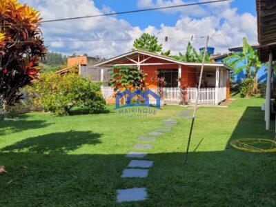 Chacara com 5 quartos e 3 banheiros com 1000 m² à Venda, por R$ 450.000 Cód. ch2240