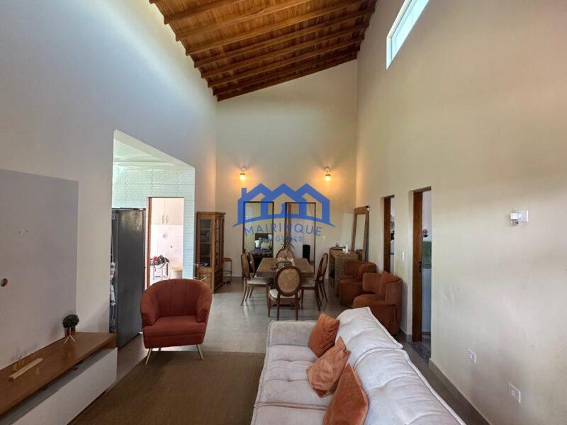 Chácara com 4 quartos e 7 banheiros com 1.000m² à Venda, por R$ 1.200.000 Cód. ch2244