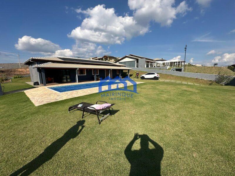 Chácara com 3 quartos e 3 banheiros à Venda, por R$ 1.200.000 Cód. ch2245