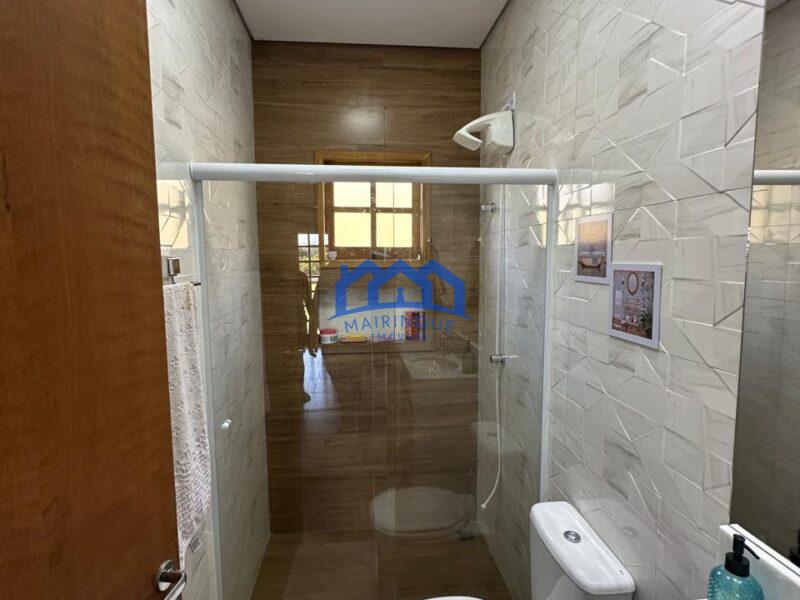Chácara com 3 quartos e 3 banheiros à Venda, por R$ 1.200.000 Cód. ch2245