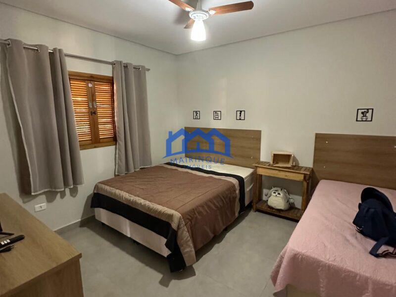 Chácara com 3 quartos e 3 banheiros à Venda, por R$ 1.200.000 Cód. ch2245