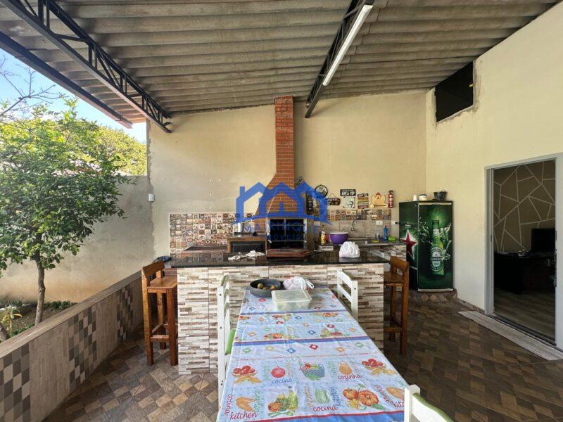 Chácara com 2 quartos e 1 banheiro com 500 m² à Venda, por R$ 350.000 Cód. ch2246