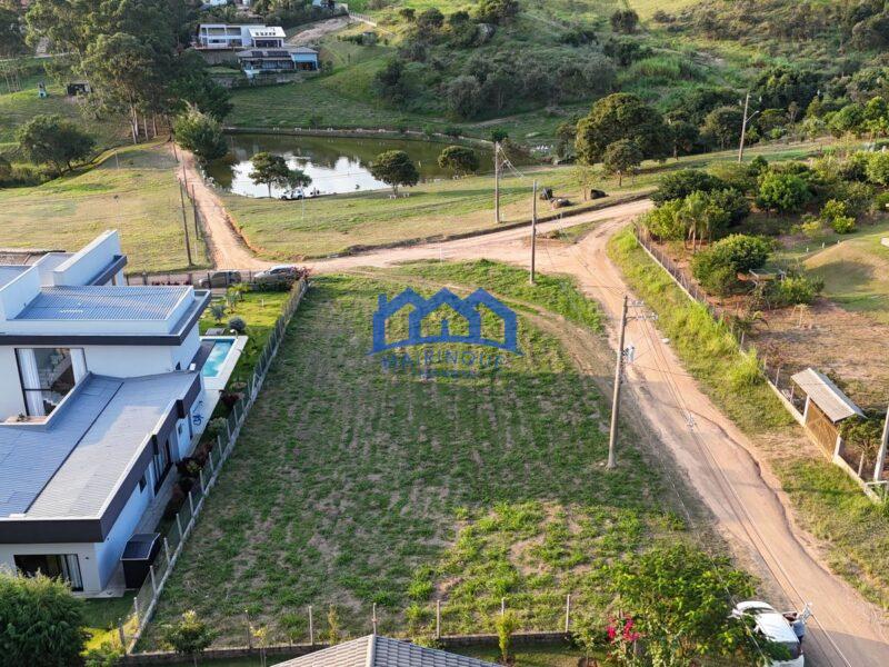 Lote/Terreno com 1.214 m² à Venda, por R$ 280.000 Cód. ch2247